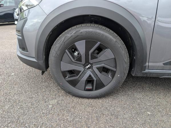 Vente en ligne Dacia Jogger  TCe 110 7 places GSR2 au prix de 22 700 €