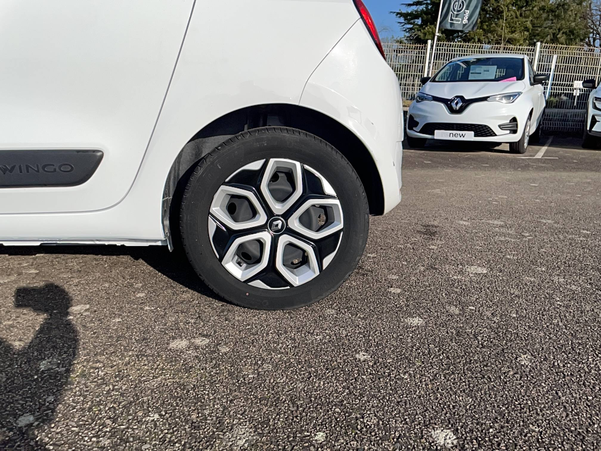 Vente en ligne Renault Twingo Electrique Twingo III E-Tech au prix de 9 990 €