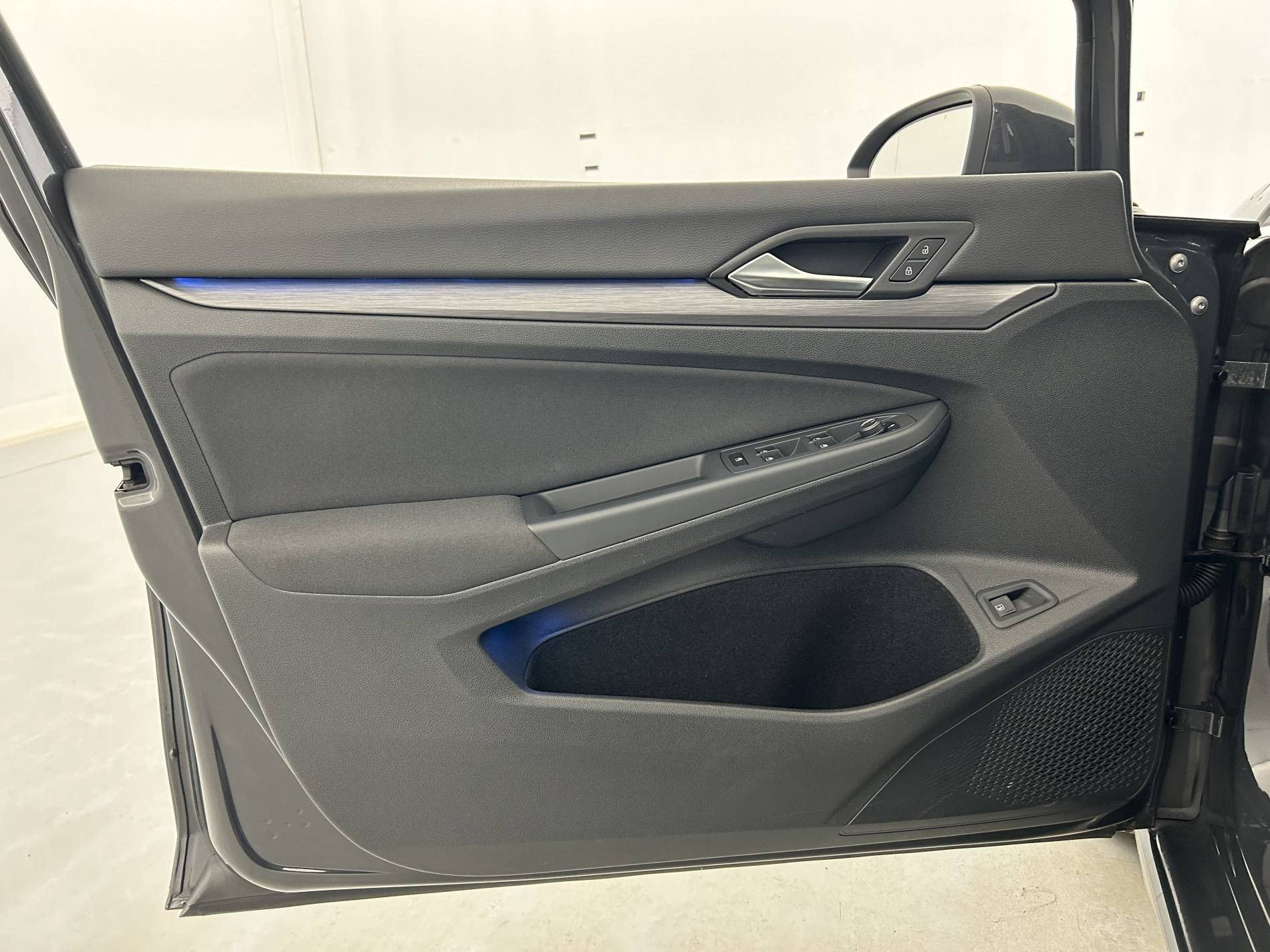 Vente en ligne Volkswagen Golf  1.4 Hybrid Rechargeable OPF 204 DSG6 au prix de 20 790 €