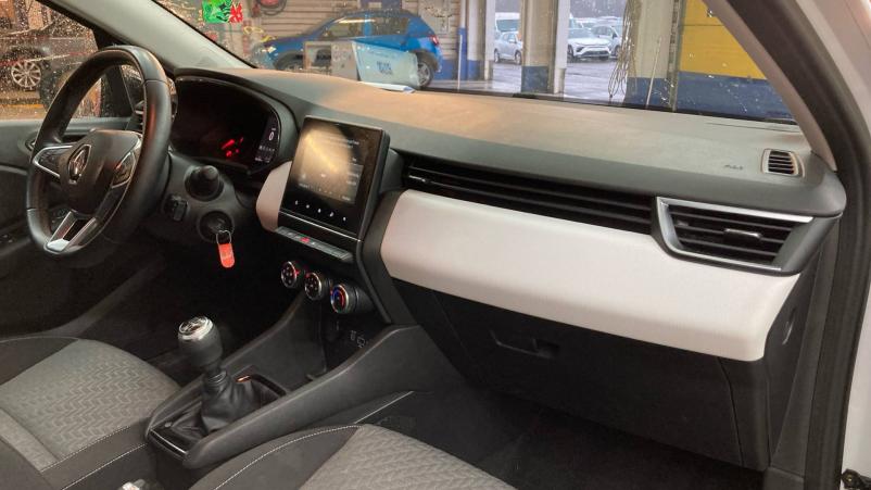 Vente en ligne Renault Clio 5 Clio Blue dCi 100 au prix de 12 990 €