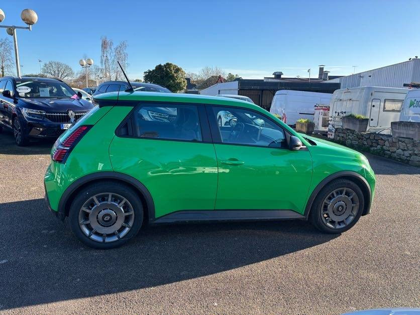 Vente en ligne Renault R5 E-Tech  150 ch autonomie confort au prix de 30 990 €