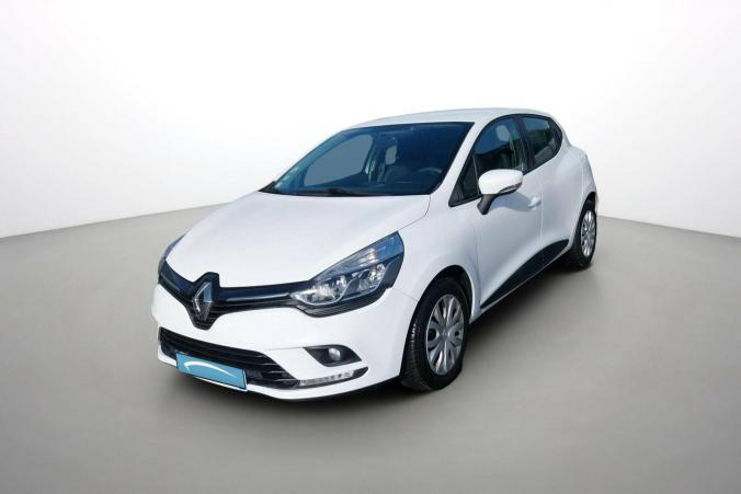 Vente en ligne Renault Clio 4 CLIO SOCIETE DCI 90 ENERGY ECO2 82G au prix de 10 990 €