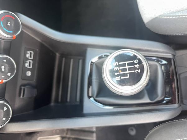 Vente en ligne Renault Clio 5 Clio dCi 100 GSR2 au prix de 16 990 €