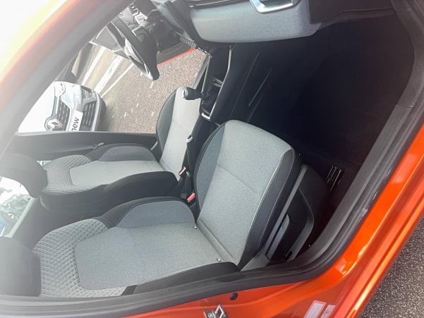 Vente en ligne Renault Clio 5 Clio dCi 100 GSR2 au prix de 16 990 €