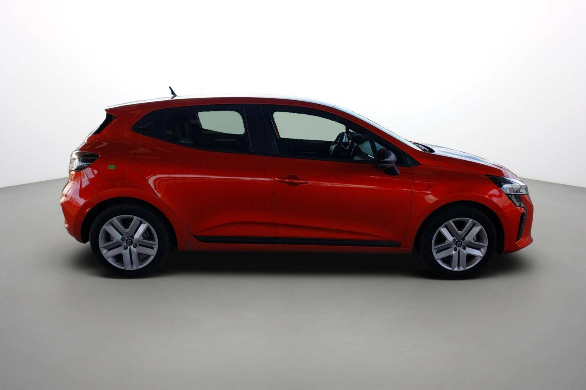 Vente en ligne Renault Clio 5 Clio E-Tech full hybrid 145 ch GSR2 au prix de 20 990 €