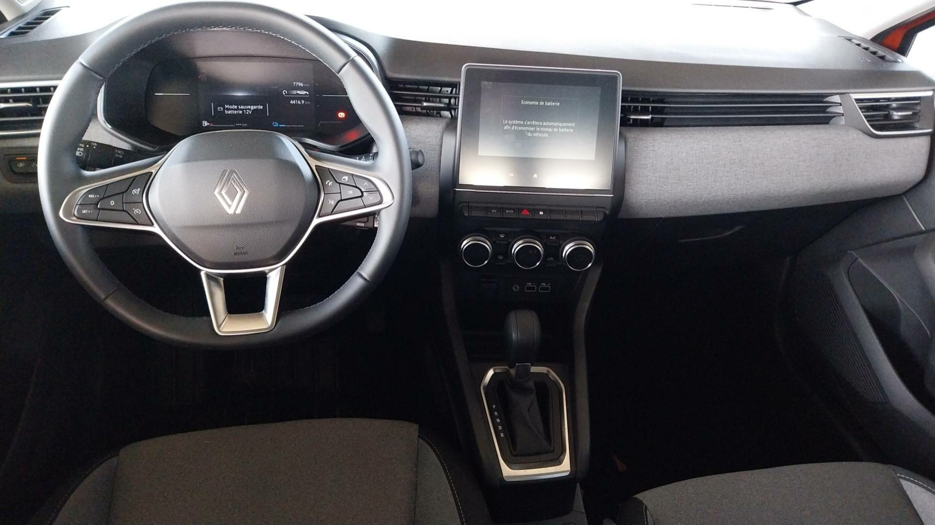 Vente en ligne Renault Clio 5 Clio E-Tech full hybrid 145 ch GSR2 au prix de 20 990 €