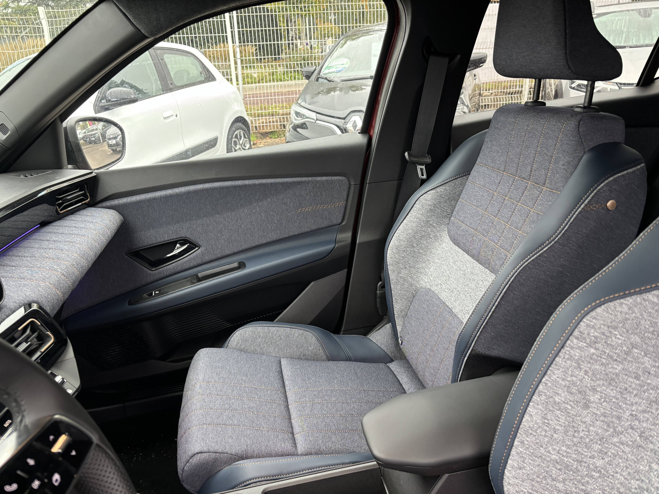 Vente en ligne Renault R4 E-Tech  150 ch autonomie confort au prix de 33 290 €