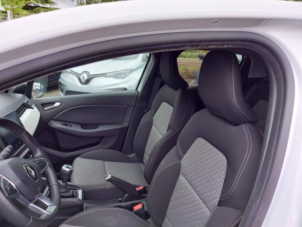 Vente en ligne Renault Clio 5 Clio Blue dCi 100 au prix de 14 990 €