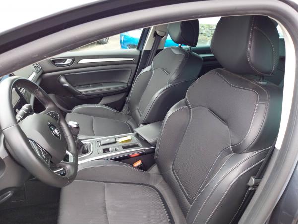 Vente en ligne Renault Megane 4 Estate Mégane IV Estate Blue dCi 115 au prix de 16 790 €