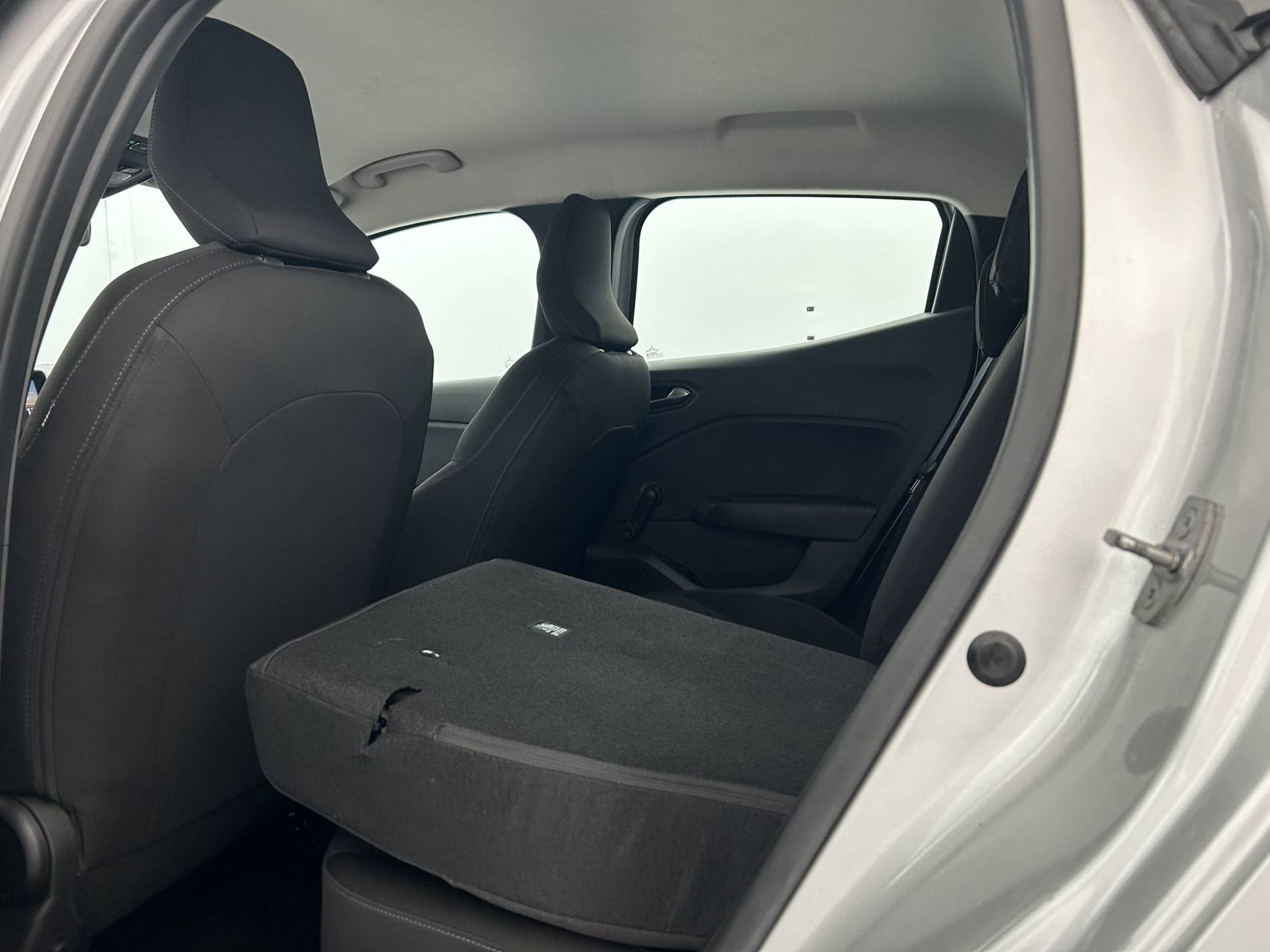 Vente en ligne Renault Clio 5 Clio TCe 90 au prix de 14 290 €