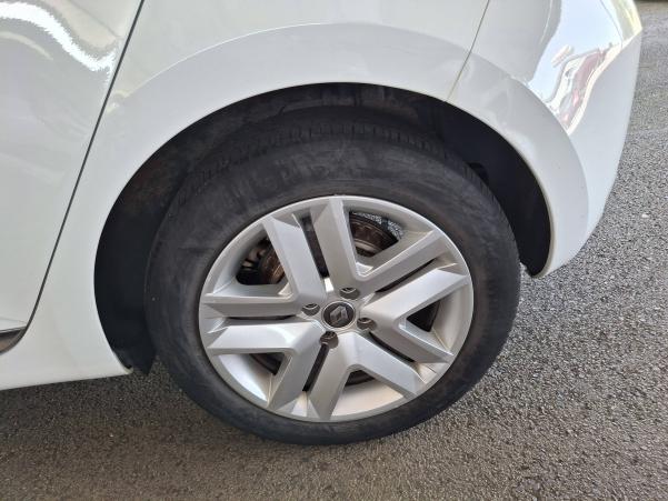 Vente en ligne Renault Clio 5 Clio Blue dCi 85 au prix de 12 590 €