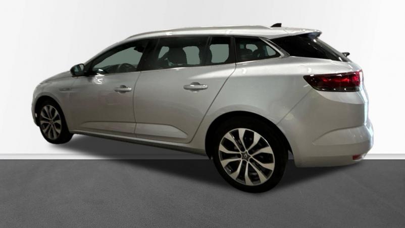 Vente en ligne Renault Megane 4 Estate  TCe 140 EDC au prix de 18 290 €