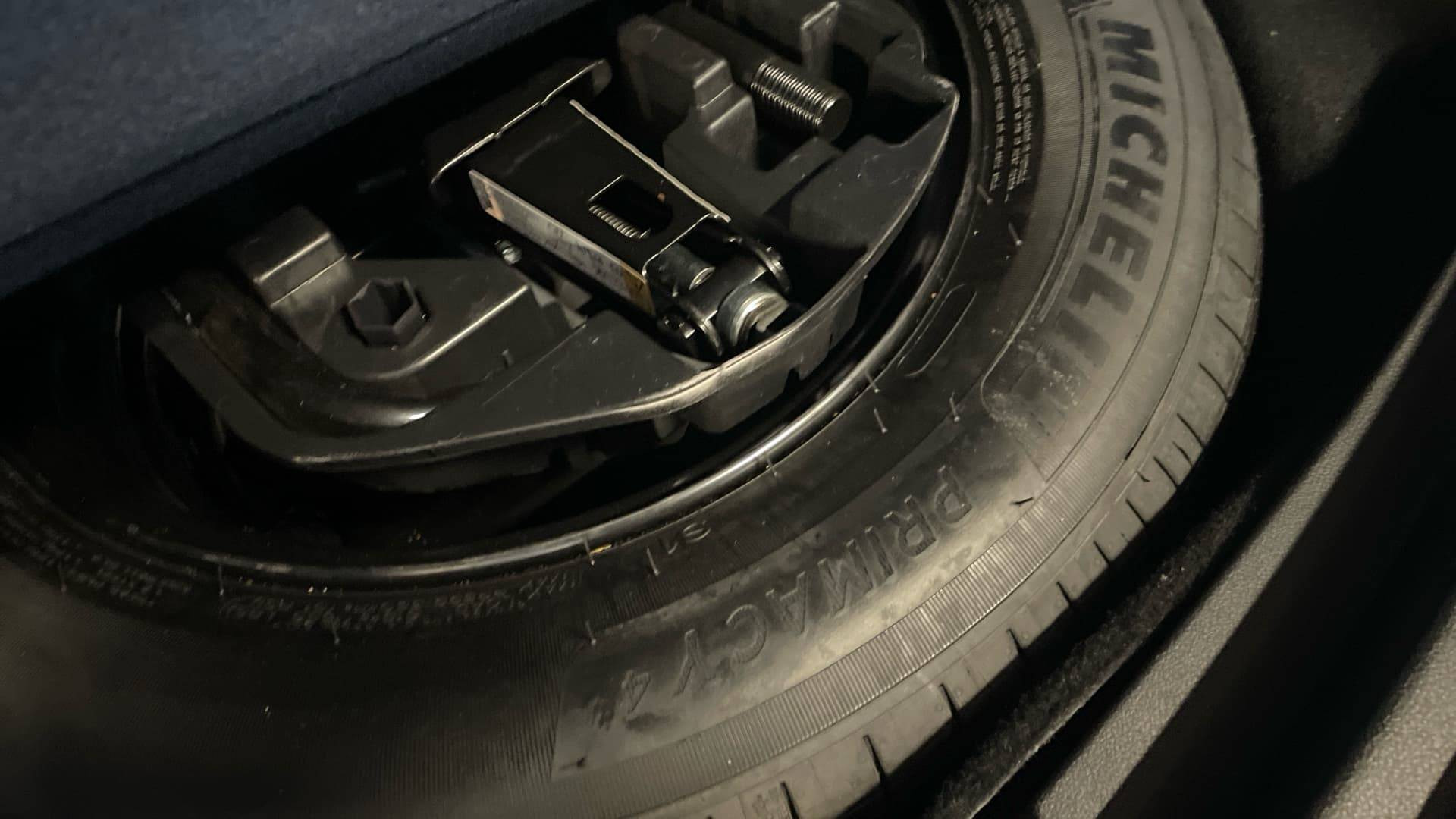 Vente en ligne Renault Megane 4 Estate  TCe 140 EDC au prix de 17 990 €