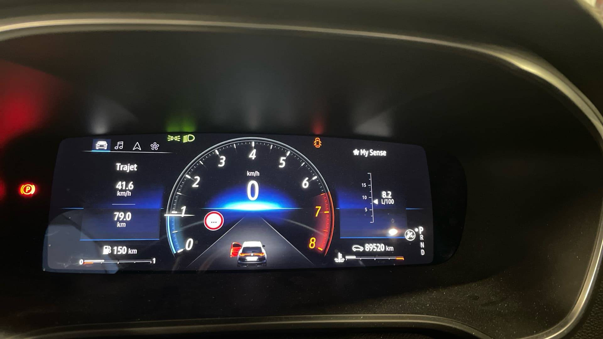 Vente en ligne Renault Megane 4 Estate  TCe 140 EDC au prix de 17 990 €