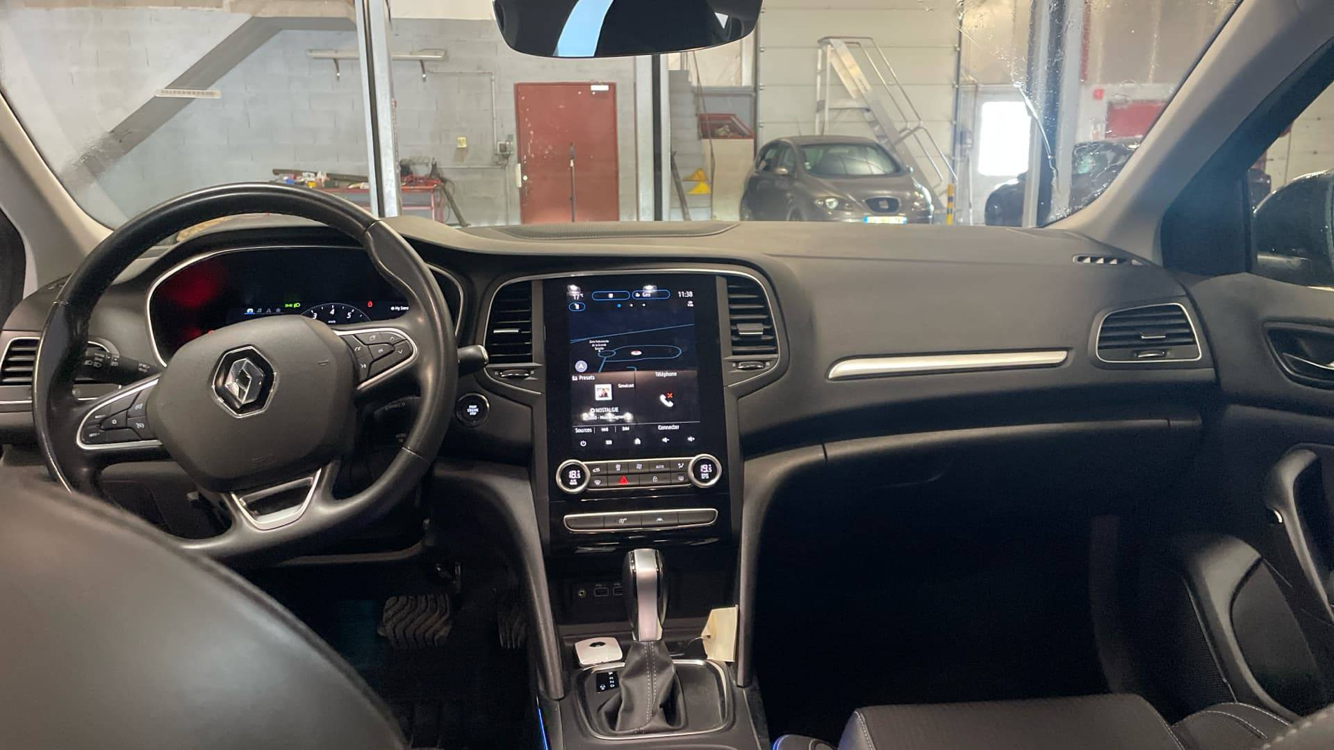 Vente en ligne Renault Megane 4 Estate  TCe 140 EDC au prix de 17 990 €