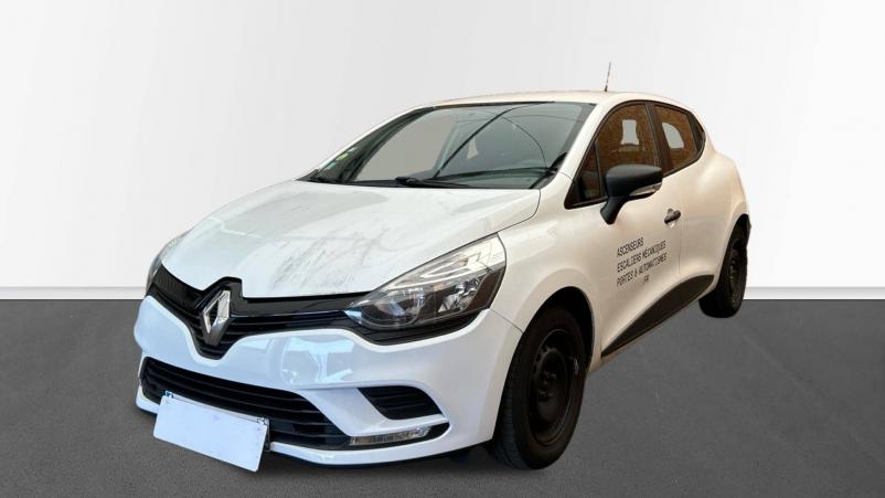 Vente en ligne Renault Clio 4 CLIO SOCIETE DCI 75 ENERGY E6C au prix de 10 590 €