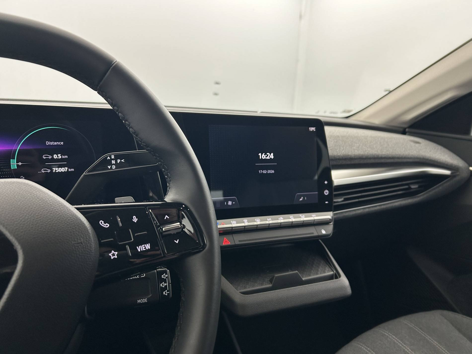 Vente en ligne Renault Megane E-Tech  EV40 130ch standard charge au prix de 16 900 €