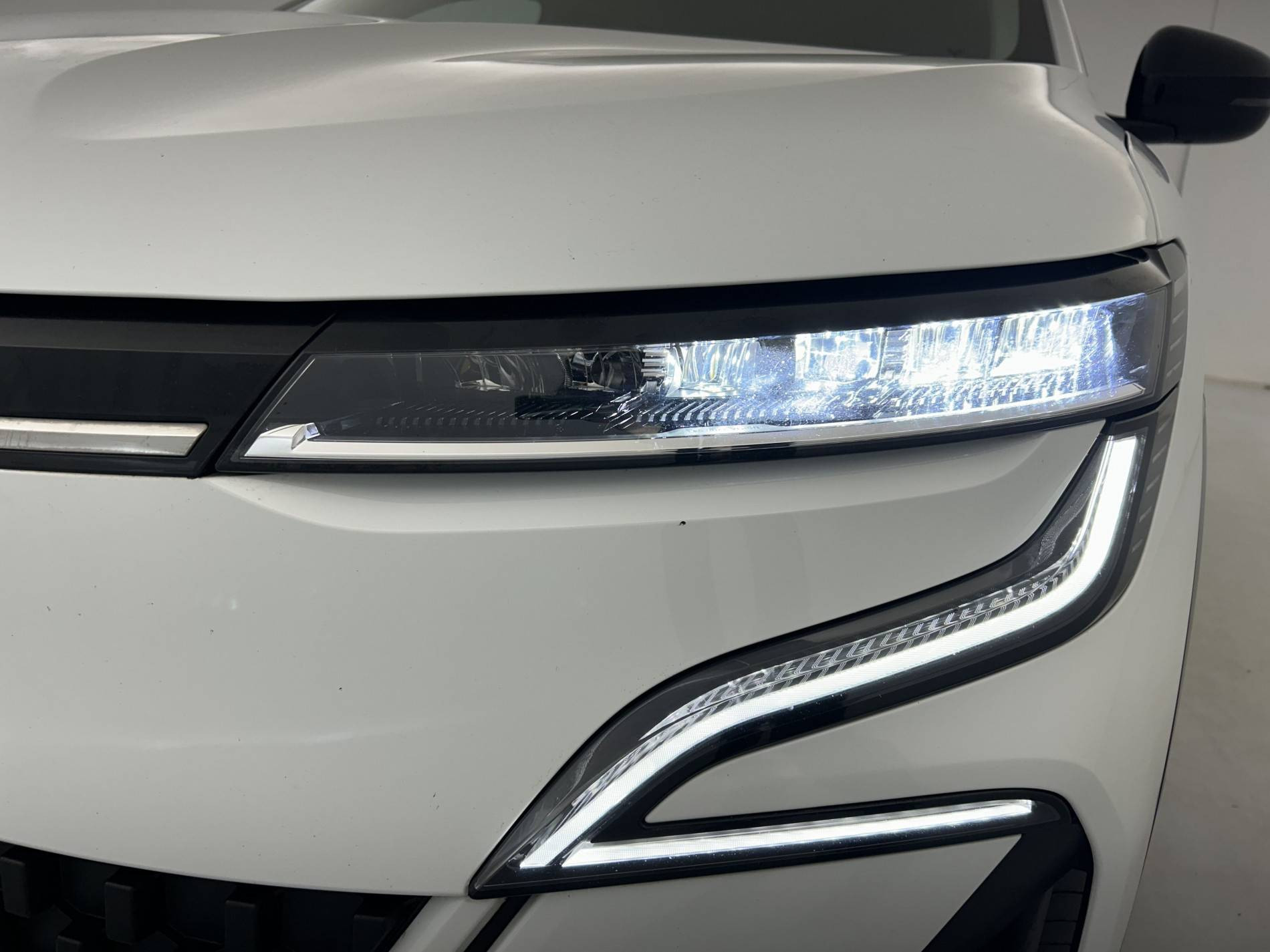 Vente en ligne Renault Megane E-Tech  EV40 130ch standard charge au prix de 16 900 €