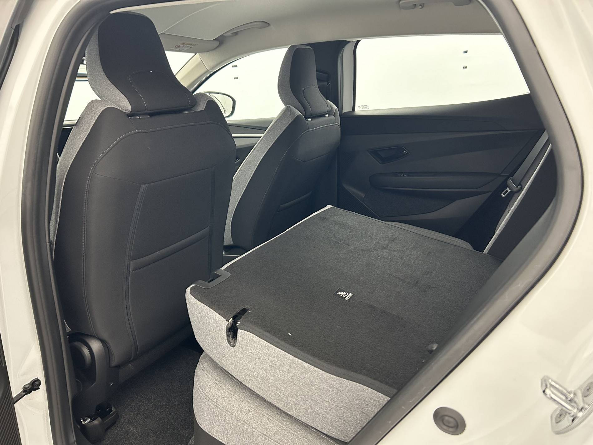 Vente en ligne Renault Megane E-Tech  EV40 130ch standard charge au prix de 16 900 €