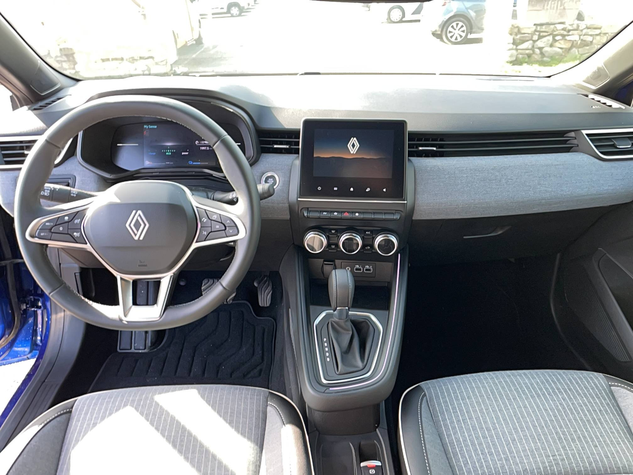 Vente en ligne Renault Clio 5 Clio E-Tech full hybrid 145 ch GSR2 au prix de 22 990 €