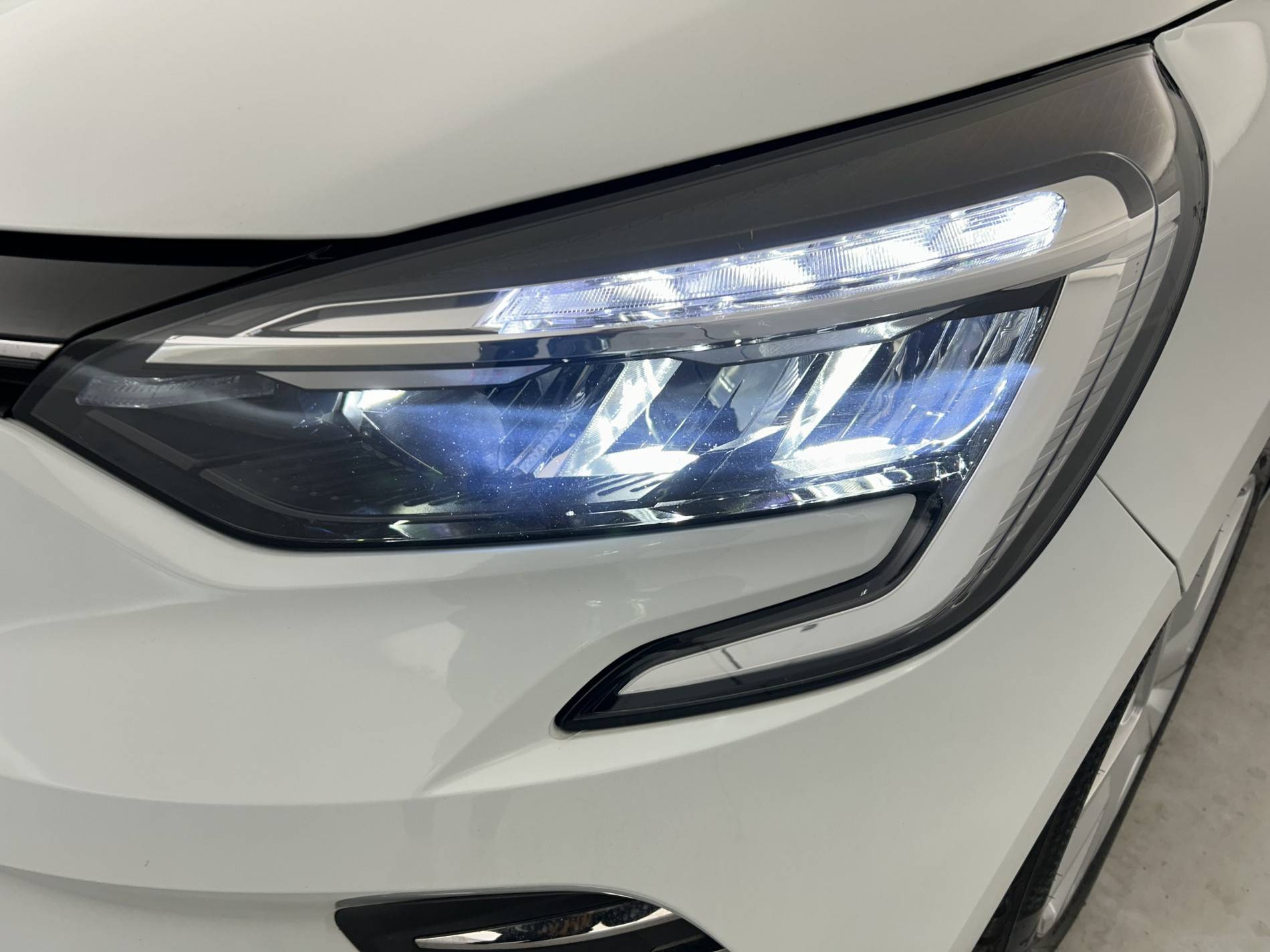 Vente en ligne Renault Clio 5 Clio Blue dCi 100 - 21N au prix de 14 490 €