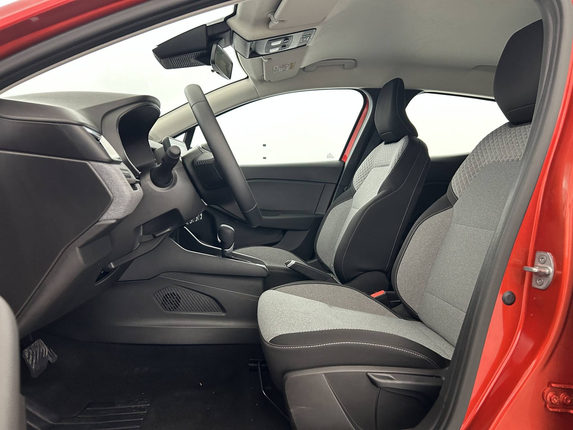 Vente en ligne Renault Clio 5 Clio E-Tech full hybrid 145 ch GSR2 au prix de 19 990 €