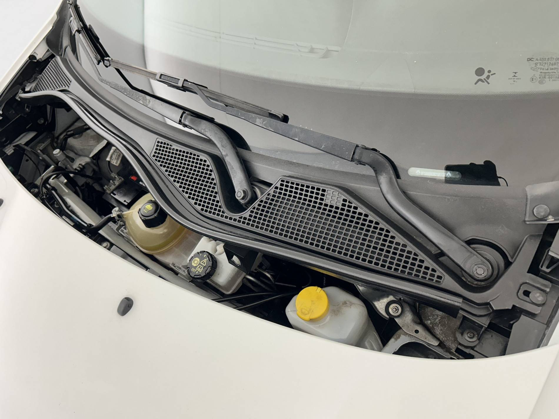 Vente en ligne Renault Twingo 3  1.0 SCe 70 E6C au prix de 9 490 €