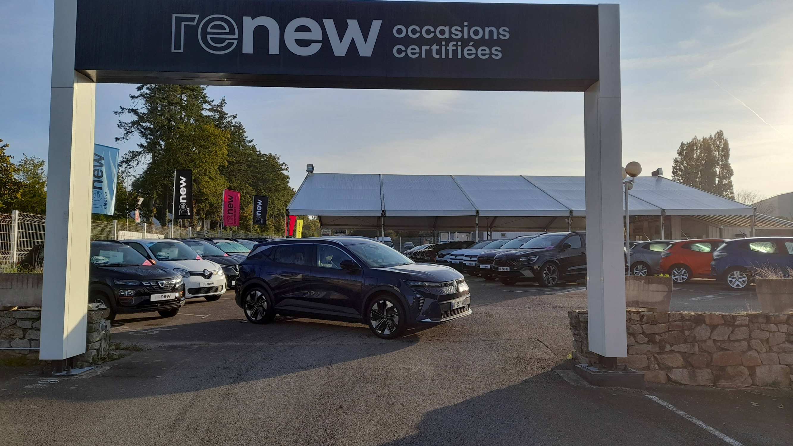 Vente en ligne Renault Scenic E-Tech  220 ch grande autonomie au prix de 45 490 €