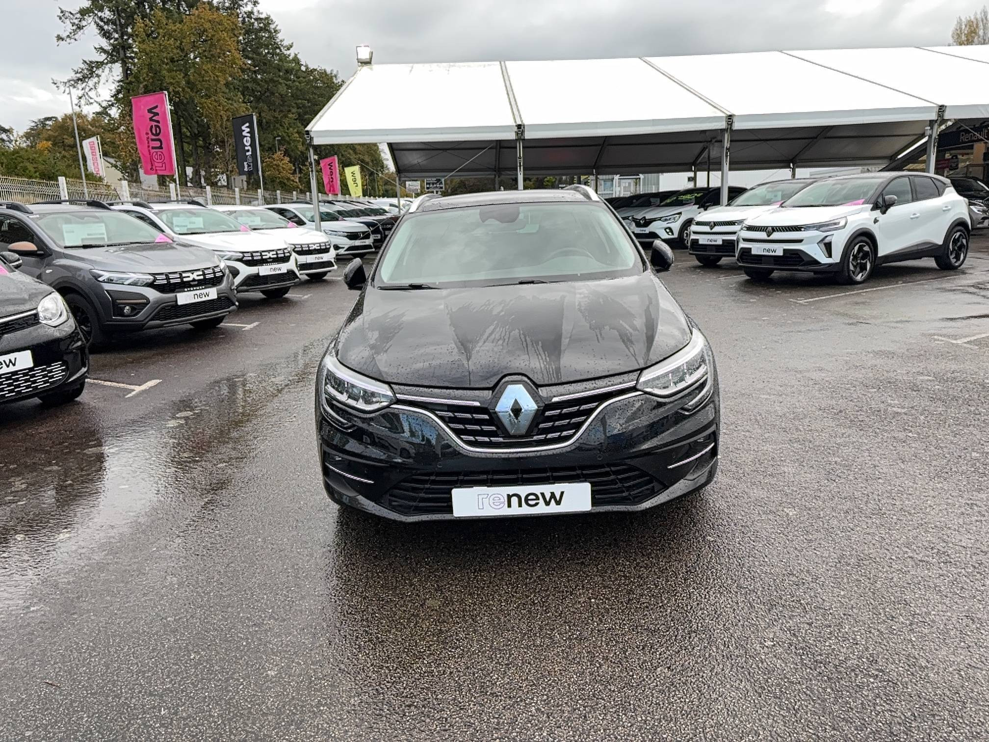 Vente en ligne Renault Megane 4 Estate  TCe 140 EDC au prix de 17 990 €