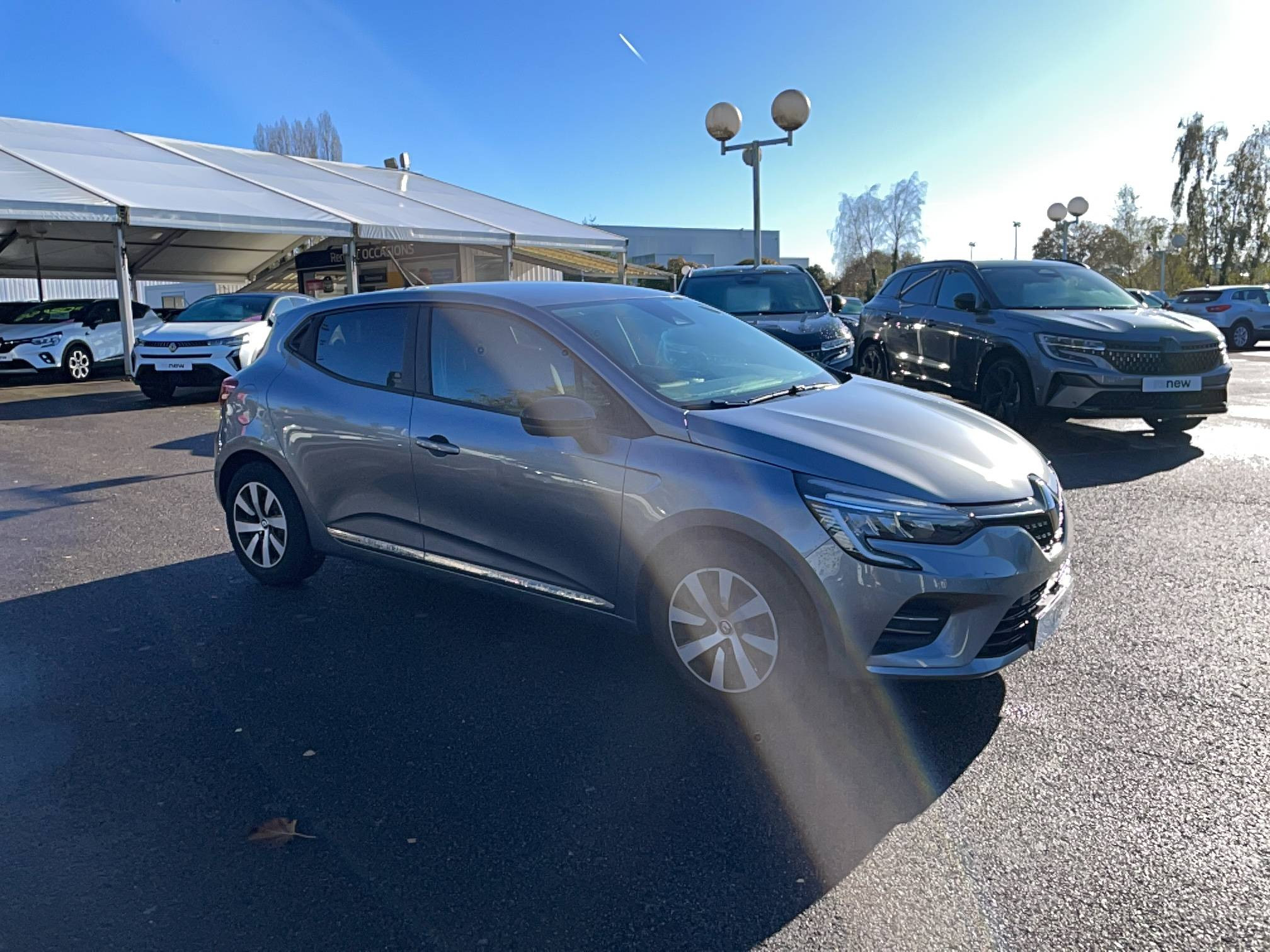 Vente en ligne Renault Clio 5 Clio TCe 90 au prix de 14 990 €