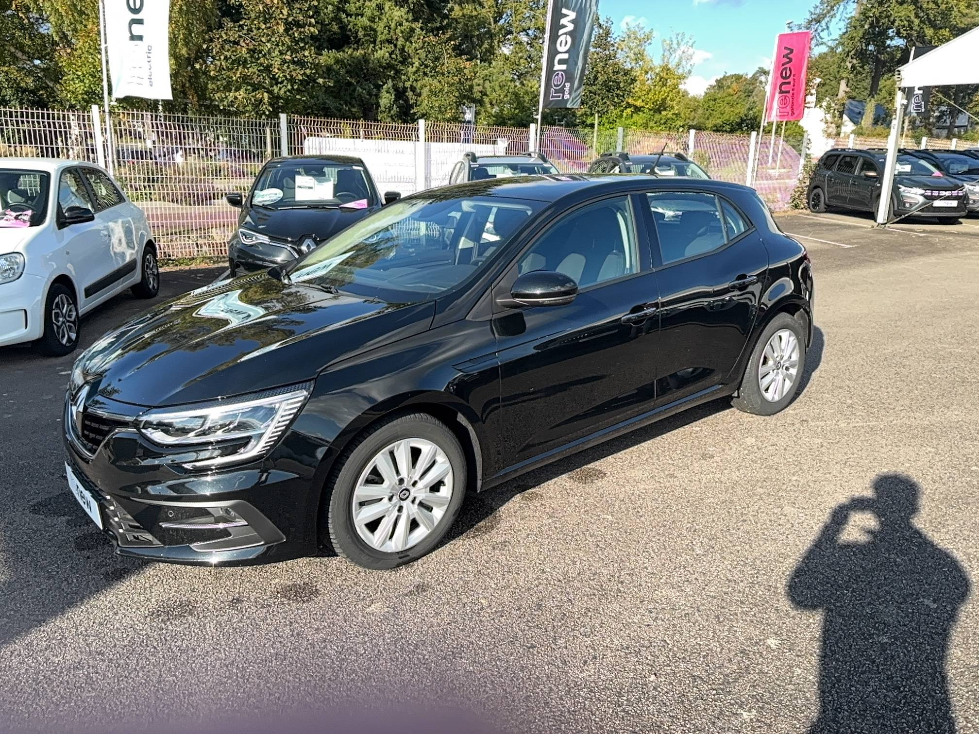 Renault Megane 4 Mégane IV Berline Blue dCi 115 - 21N occasion de 2022 en vente à Ploërmel