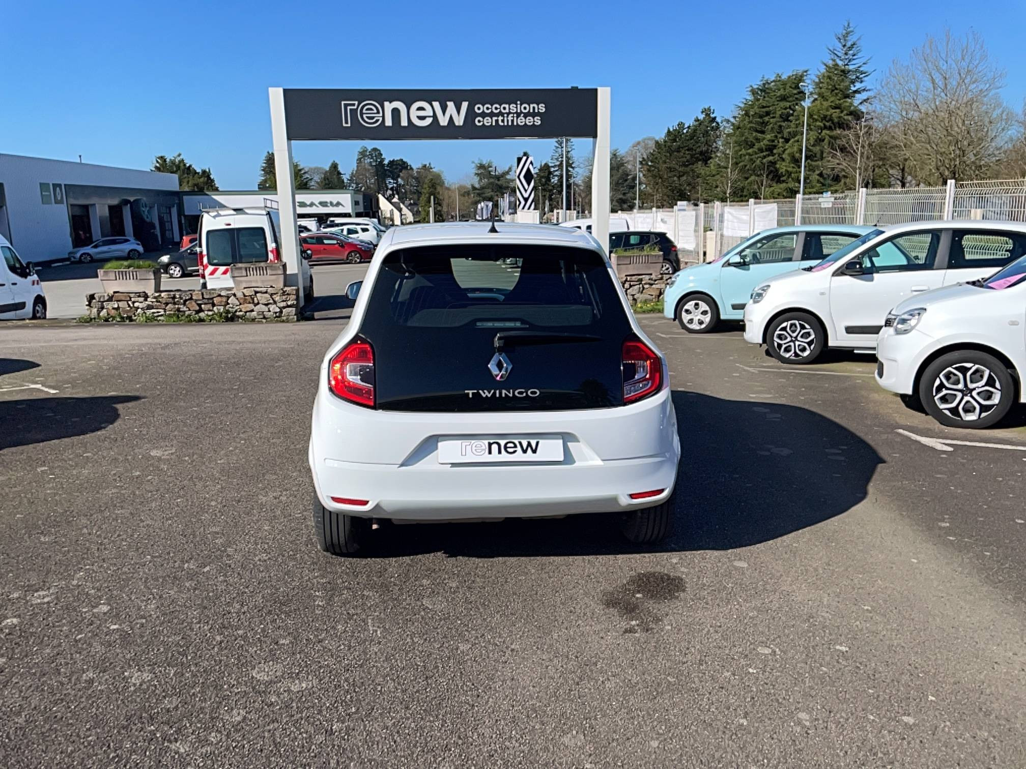 Vente en ligne Renault Twingo 3  SCe 65 - 21 au prix de 10 990 €