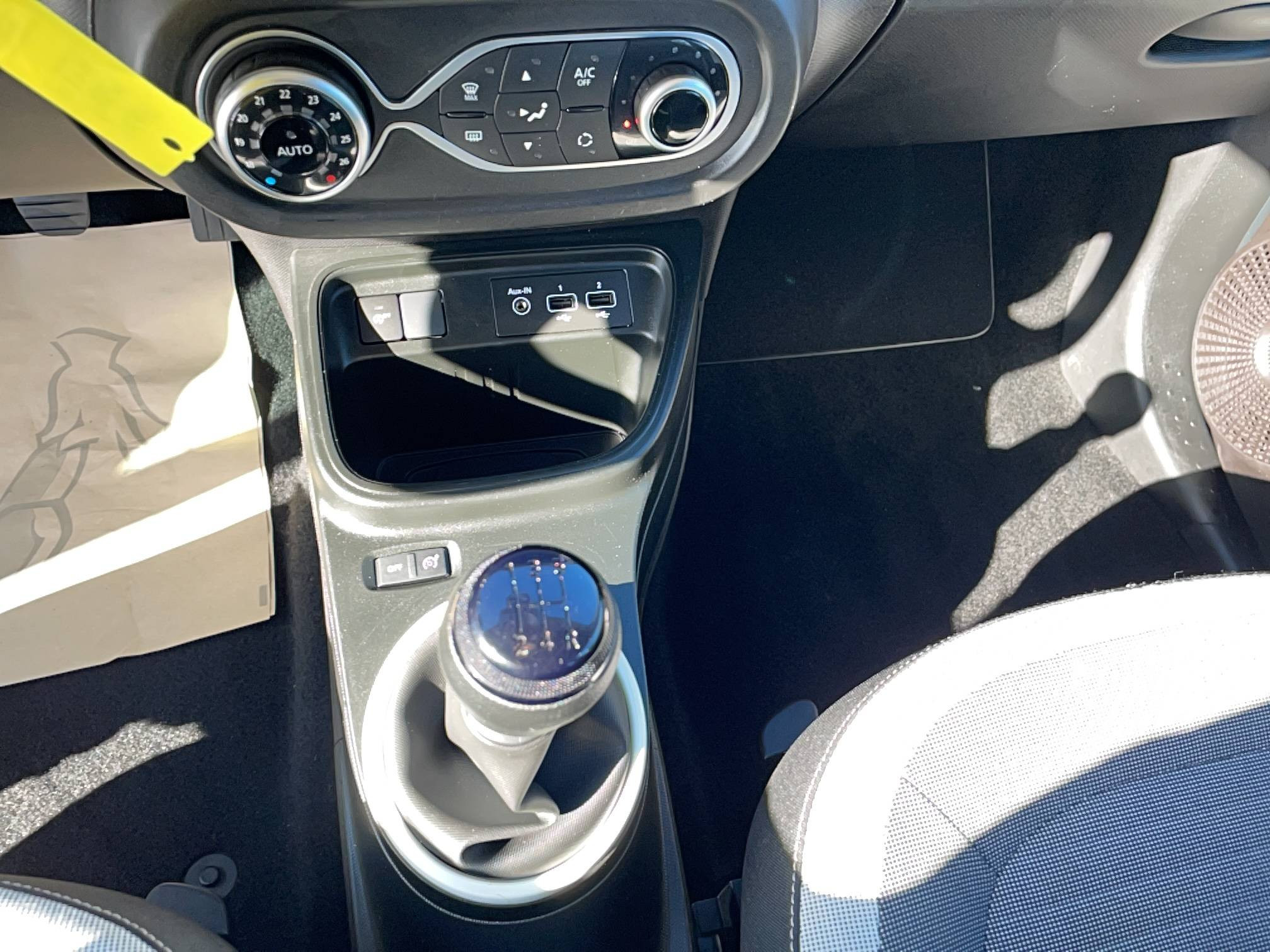Vente en ligne Renault Twingo 3  SCe 65 - 21 au prix de 10 990 €