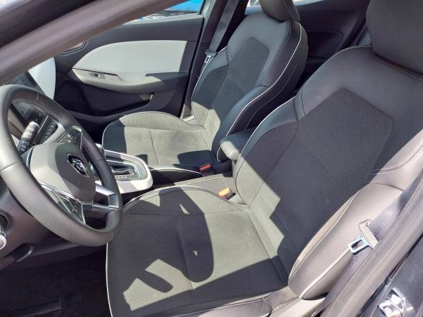 Vente en ligne Renault Clio 5 Clio E-Tech 140 au prix de 16 590 €