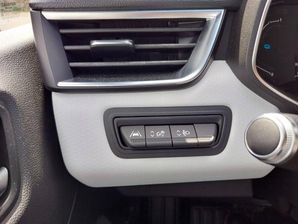 Vente en ligne Renault Clio 5 Clio E-Tech 140 au prix de 16 590 €
