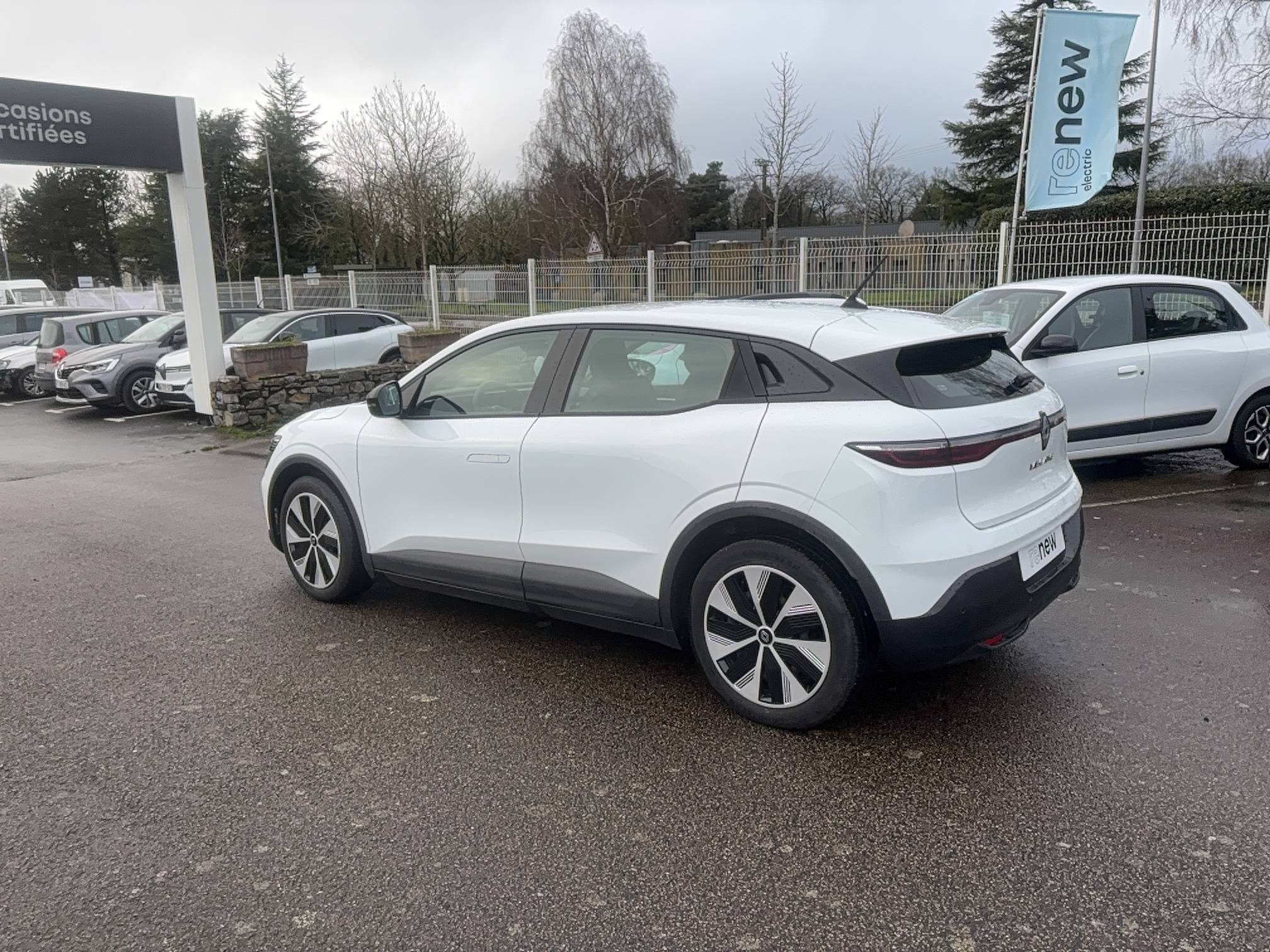 Vente en ligne Renault Megane E-Tech  EV60 130ch super charge au prix de 20 990 €