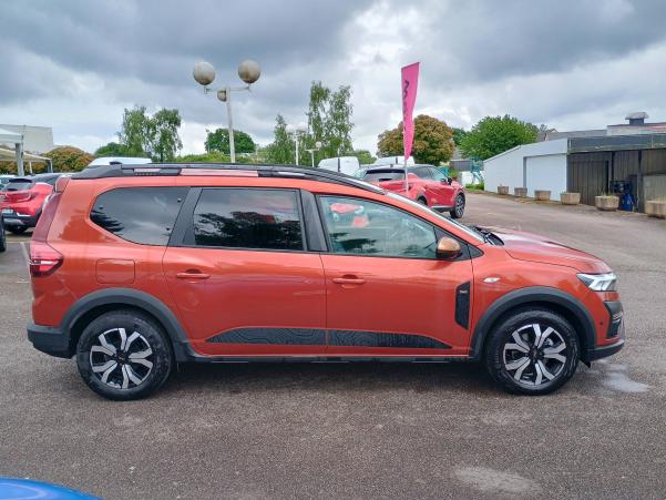 Vente en ligne Dacia Jogger  ECO-G 100 7 places au prix de 20 990 €