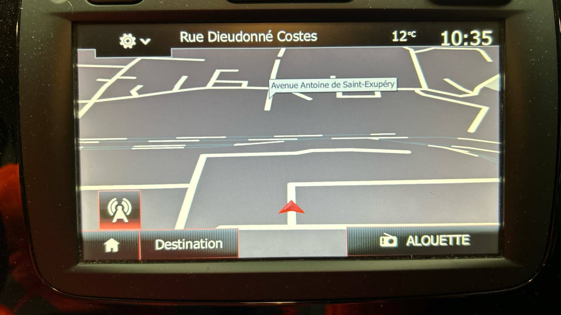 Vente en ligne Renault Trafic 3 Fourgon TRAFIC FGN L1H1 1000 KG DCI 120 au prix de 19 490 €