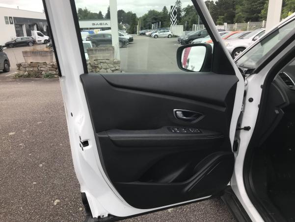 Vente en ligne Renault Grand Scenic 4 Grand Scenic Blue dCi 120 EDC au prix de 16 490 €