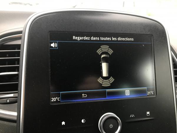 Vente en ligne Renault Grand Scenic 4 Grand Scenic Blue dCi 120 EDC au prix de 16 490 €
