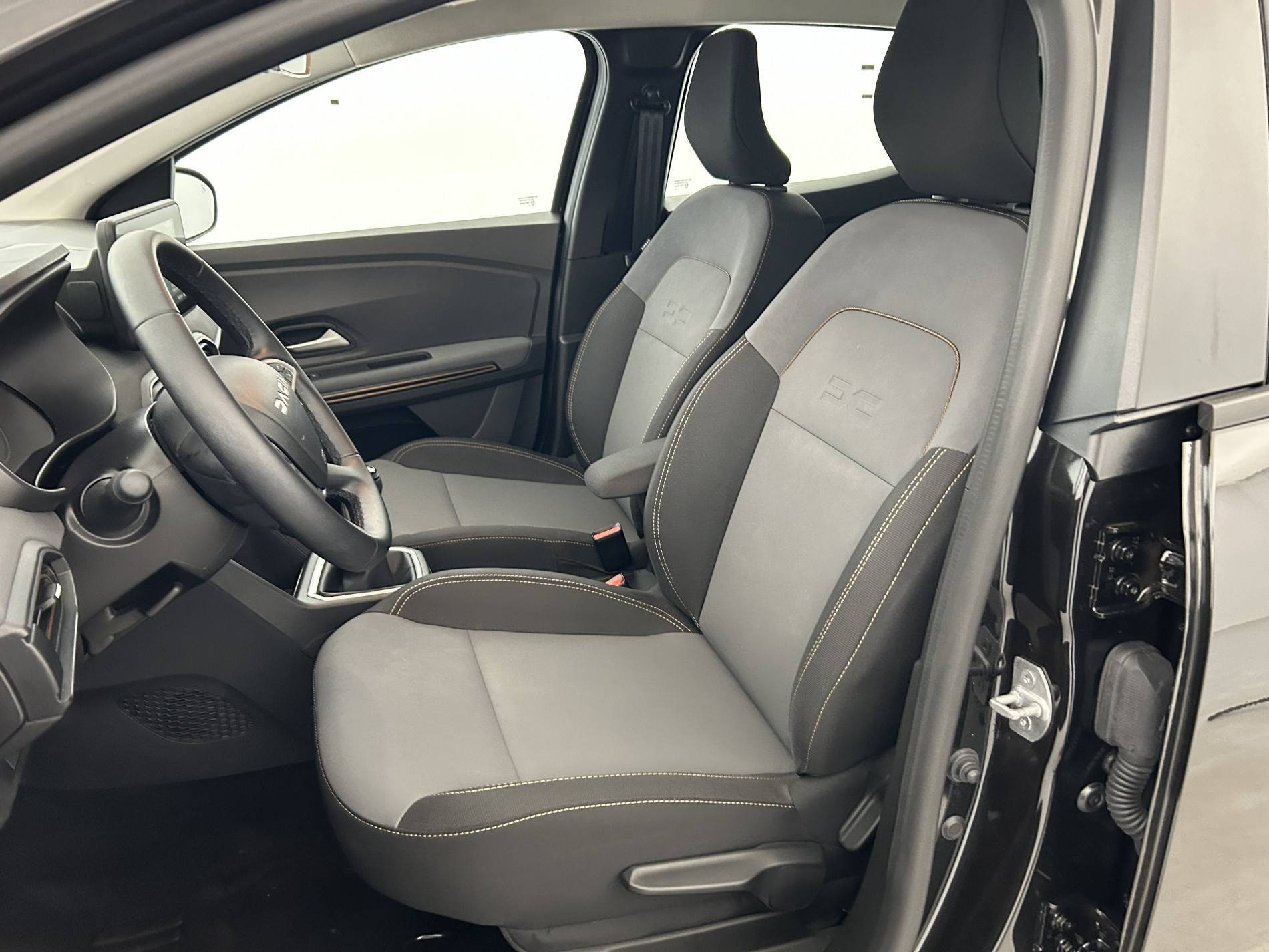 Vente en ligne Dacia Sandero  ECO-G 100 GSR2 au prix de 16 890 €