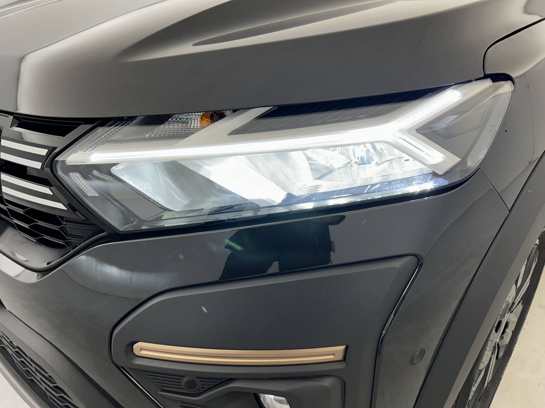 Vente en ligne Dacia Sandero  ECO-G 100 GSR2 au prix de 16 890 €