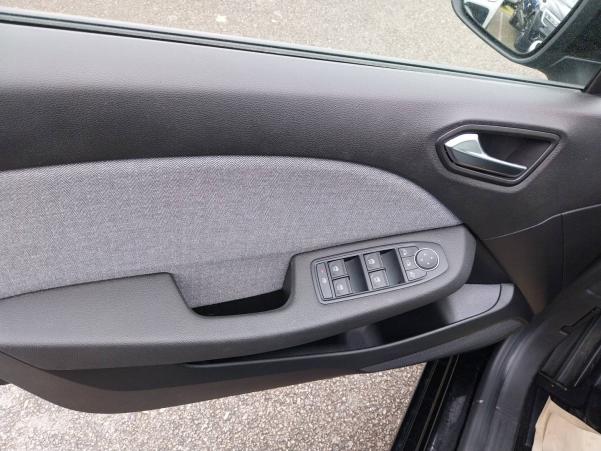Vente en ligne Renault Clio 5 Clio TCe 90 au prix de 17 490 €