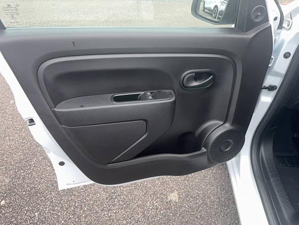 Vente en ligne Renault Twingo 3  SCe 65 - 21 au prix de 9 690 €