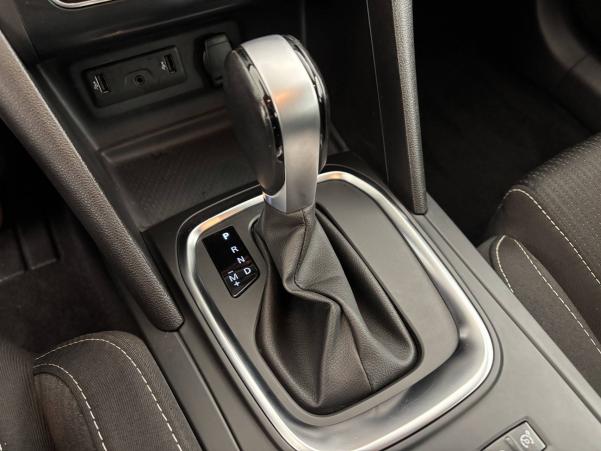 Vente en ligne Renault Megane 4 Mégane IV Berline Blue dCi 115 EDC au prix de 13 990 €