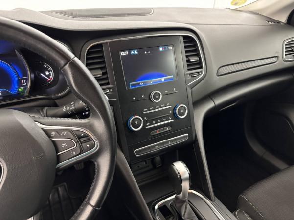 Vente en ligne Renault Megane 4 Mégane IV Berline Blue dCi 115 EDC au prix de 13 990 €