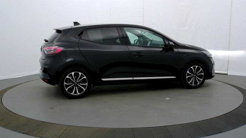Vente en ligne Renault Clio 5 Clio TCe 90 au prix de 17 490 €