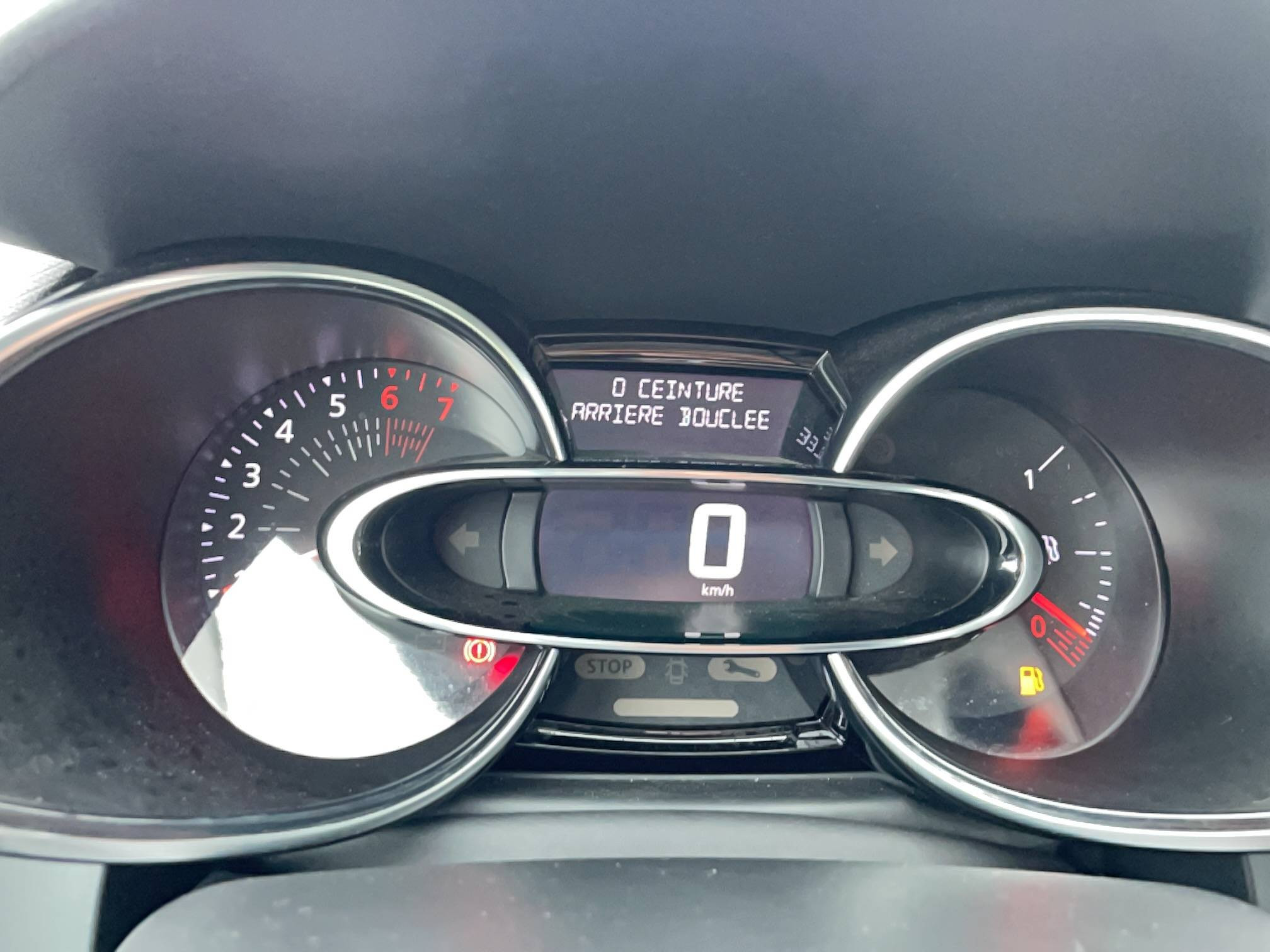 Vente en ligne Renault Clio 4 Clio TCe 75 E6C au prix de 10 990 €