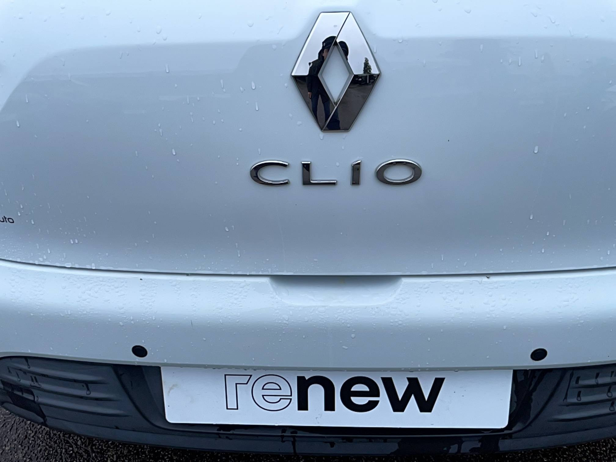 Vente en ligne Renault Clio 4 Clio TCe 75 E6C au prix de 10 990 €