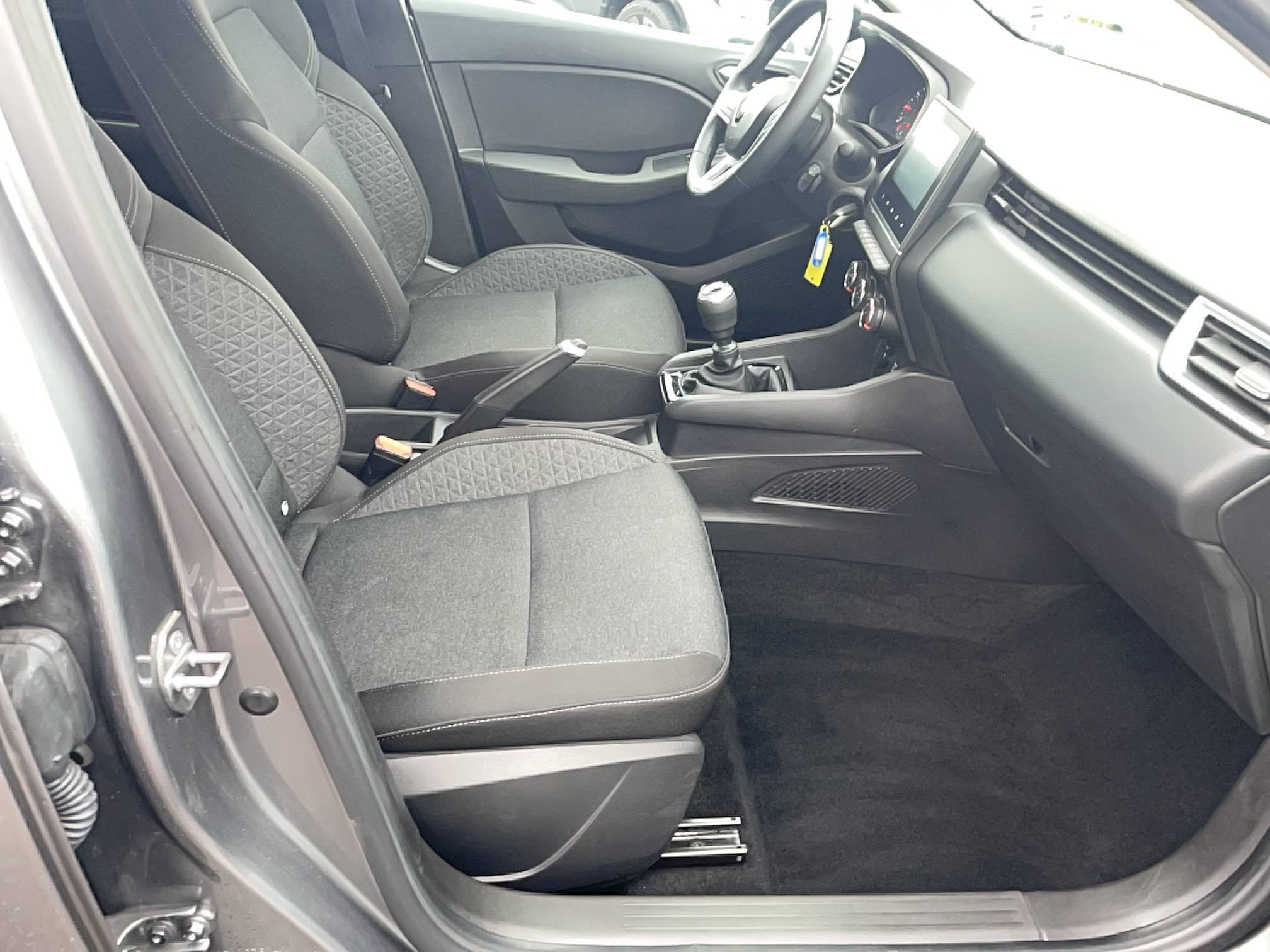 Vente en ligne Renault Clio 5 Clio TCe 90 au prix de 14 290 €